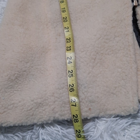 TOV Holy G Inc Jacket HOST PICK🎉 - Picture 8 of 13